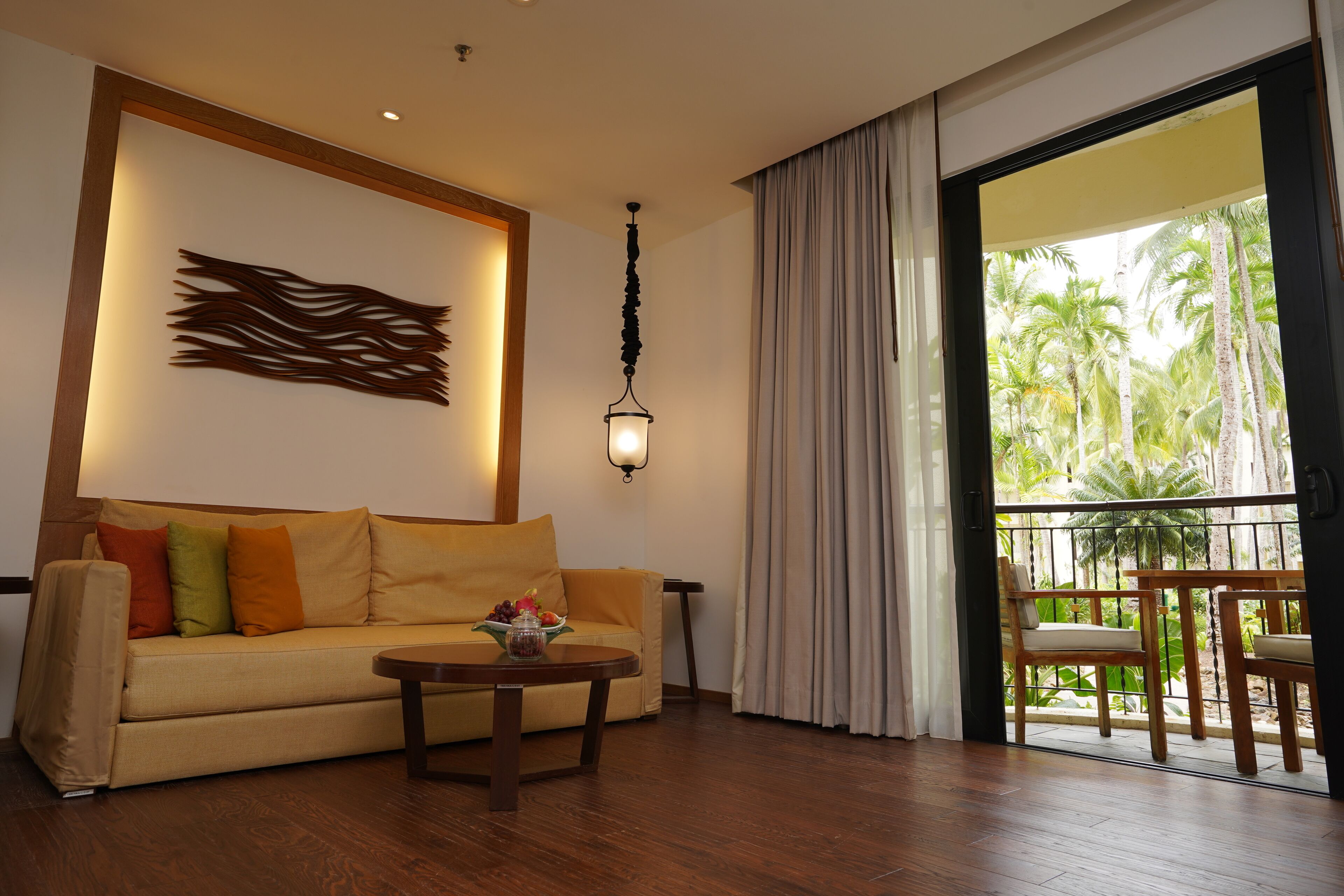 Bayu Suria Suite | Living area | LED TV, foosball