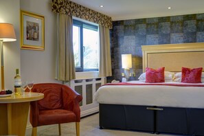 Executive Room, 1 King Bed, Non Smoking