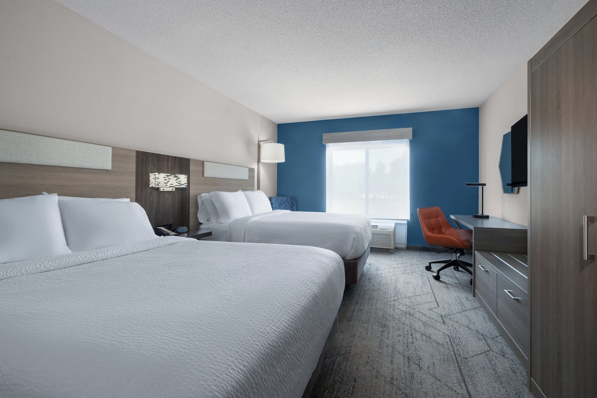 In-room safe, individually decorated, individually furnished, desk