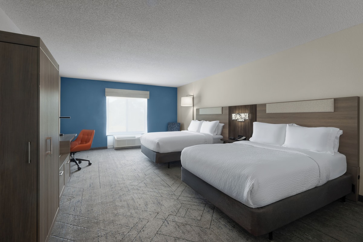 In-room safe, individually decorated, individually furnished, desk