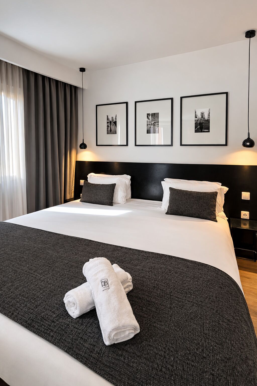 Premium bedding, down duvets, minibar, in-room safe