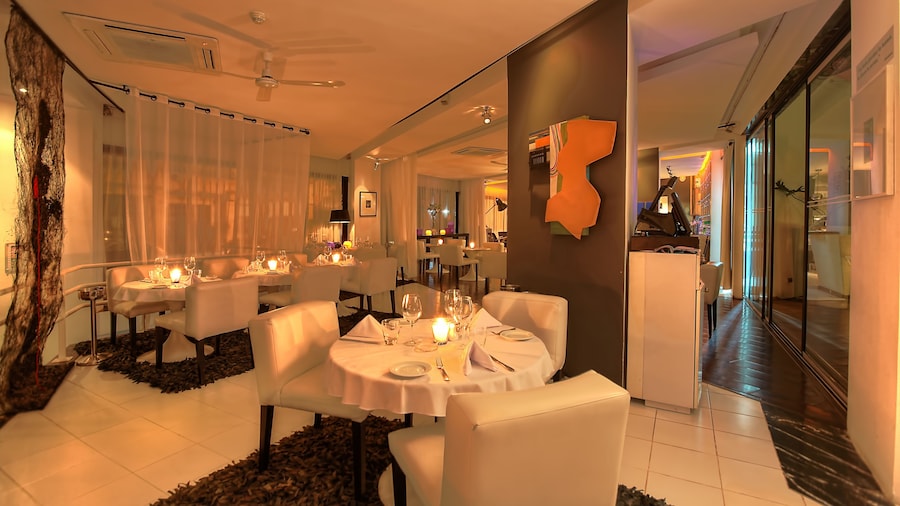 Bab Hotel