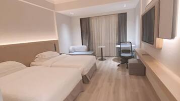 Minibar, in-room safe, alarm clocks