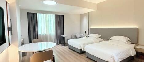 Minibar, in-room safe, alarm clocks