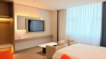 Minibar, in-room safe, alarm clocks
