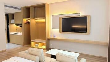 Minibar, in-room safe, alarm clocks