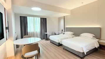 Minibar, in-room safe, alarm clocks