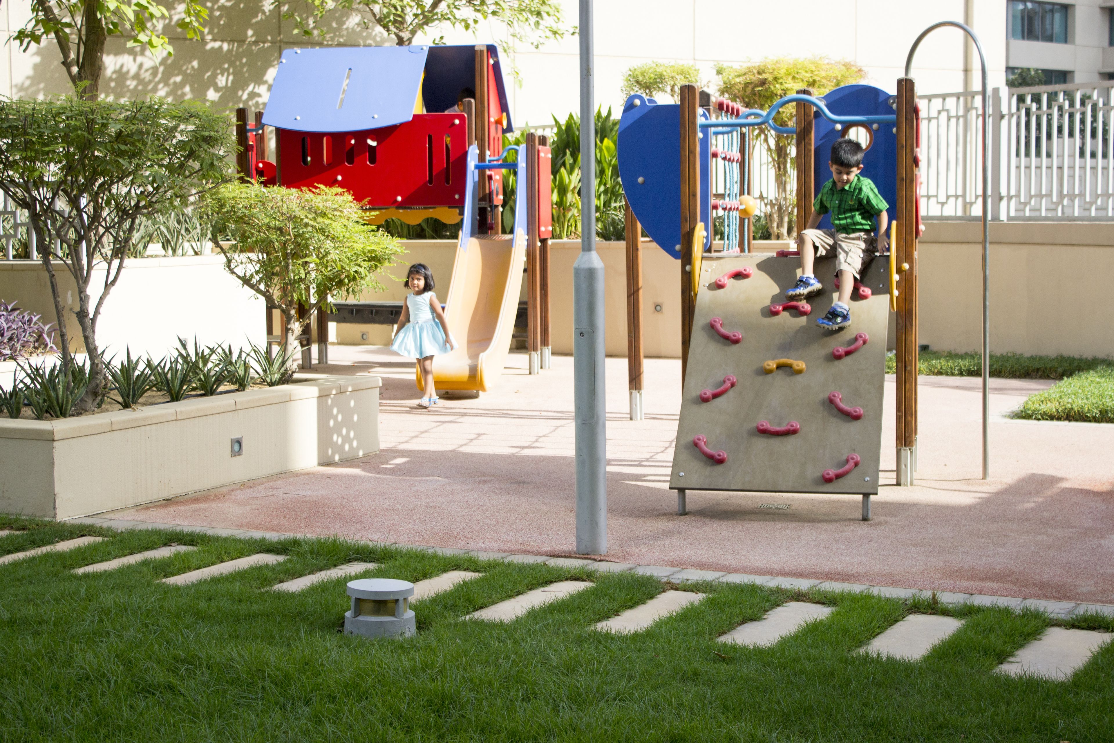 children’s play area – outdoor