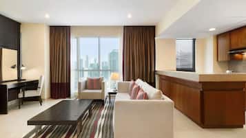 1 bedroom, hypo-allergenic bedding, down duvets, pillow-top beds