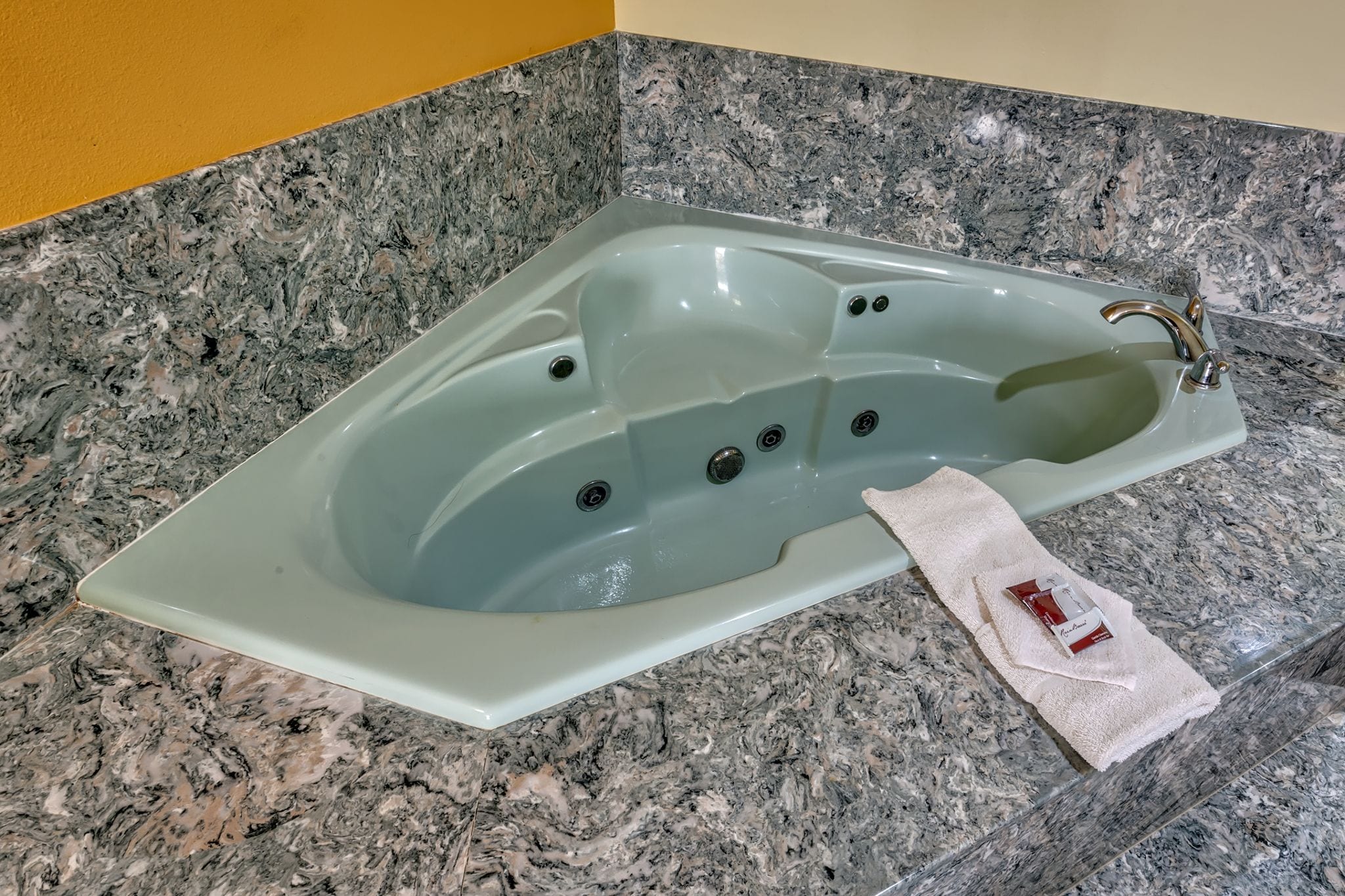 jetted bathtub