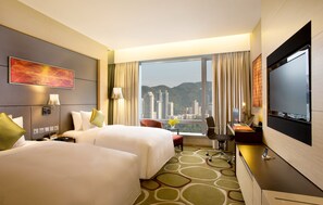 Premium bedding, down duvets, free minibar items, in-room safe - Crowne Plaza Hong Kong Causeway Bay by IHG (Hong Kong)