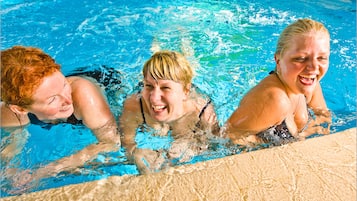 Innenpool, Außenpool