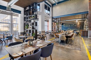 Se sirven desayunos, almuerzos y cenas