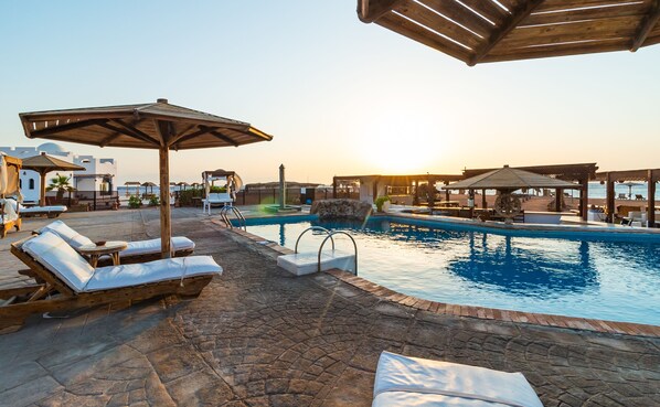2 outdoor pools, pool umbrellas - Daniela Village Dahab (Dahab)