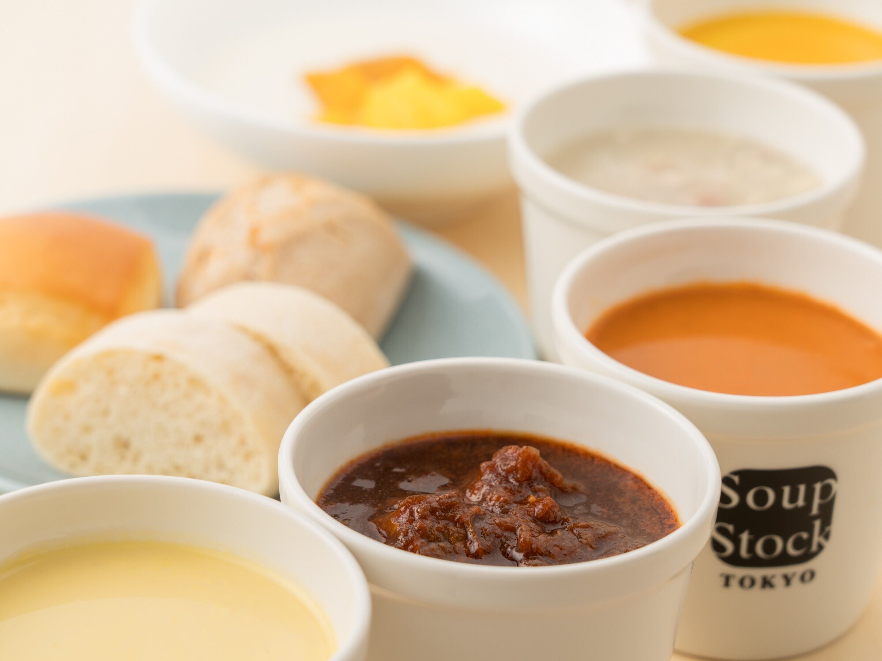 daily buffet breakfast (jpy 1540 per person)