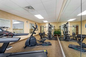 Fitness facility - Comfort Inn & Suites Porter near Indiana Dunes (Chesterton)