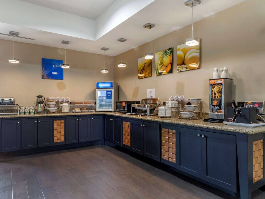 Termasuk sarapan bufet setiap hari