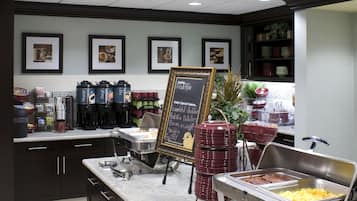 Free daily buffet breakfast