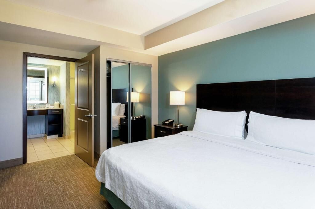 Blackout drapes, iron/ironing board, free WiFi, bed sheets