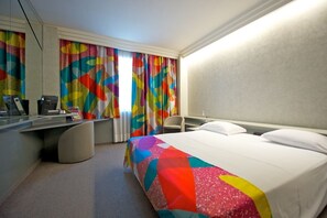 Minibar, in-room safe, desk, soundproofing