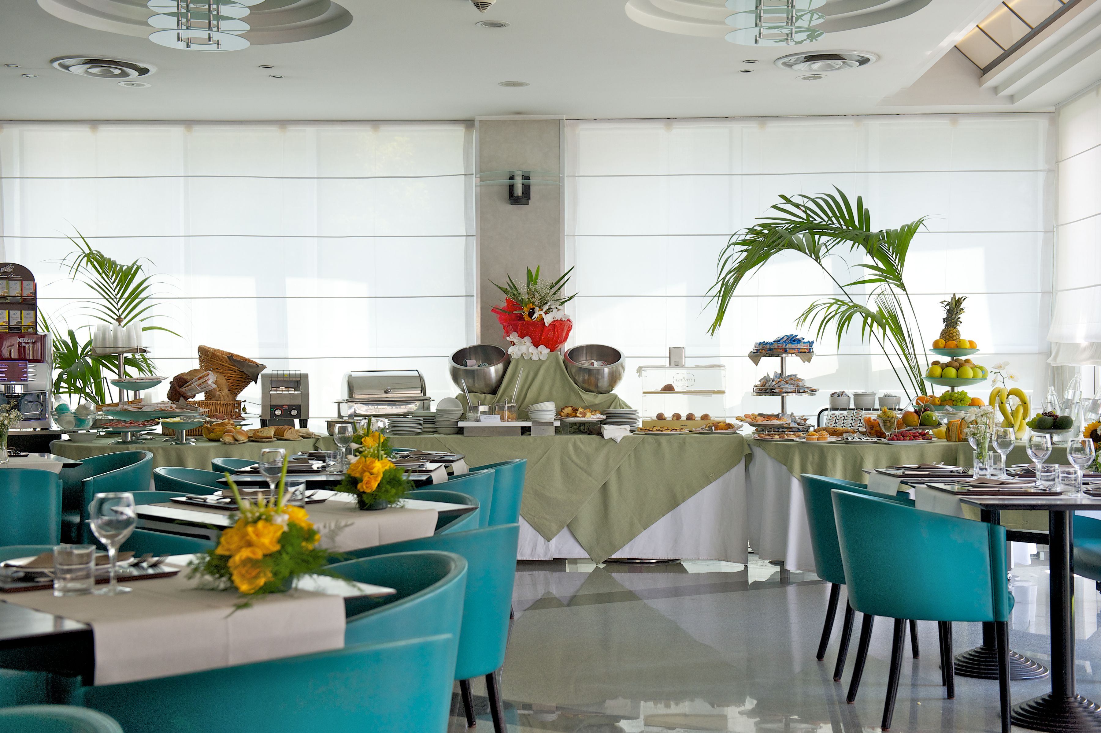 daily buffet breakfast (eur 6 per person)