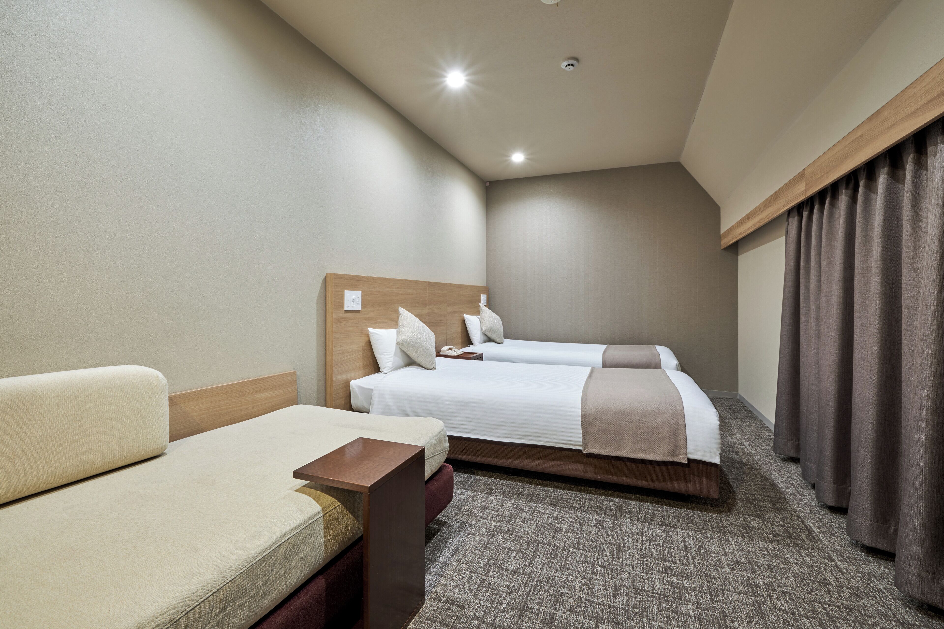 superior twin room, 2 single beds, non smoking | in-room safe, iron/ironing board, free wifi, bed sheets