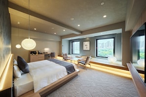 In-room safe, blackout curtains, soundproofing, iron/ironing board - Hotel Villa Fontaine Grand Tokyo - Shiodome (Tokyo)