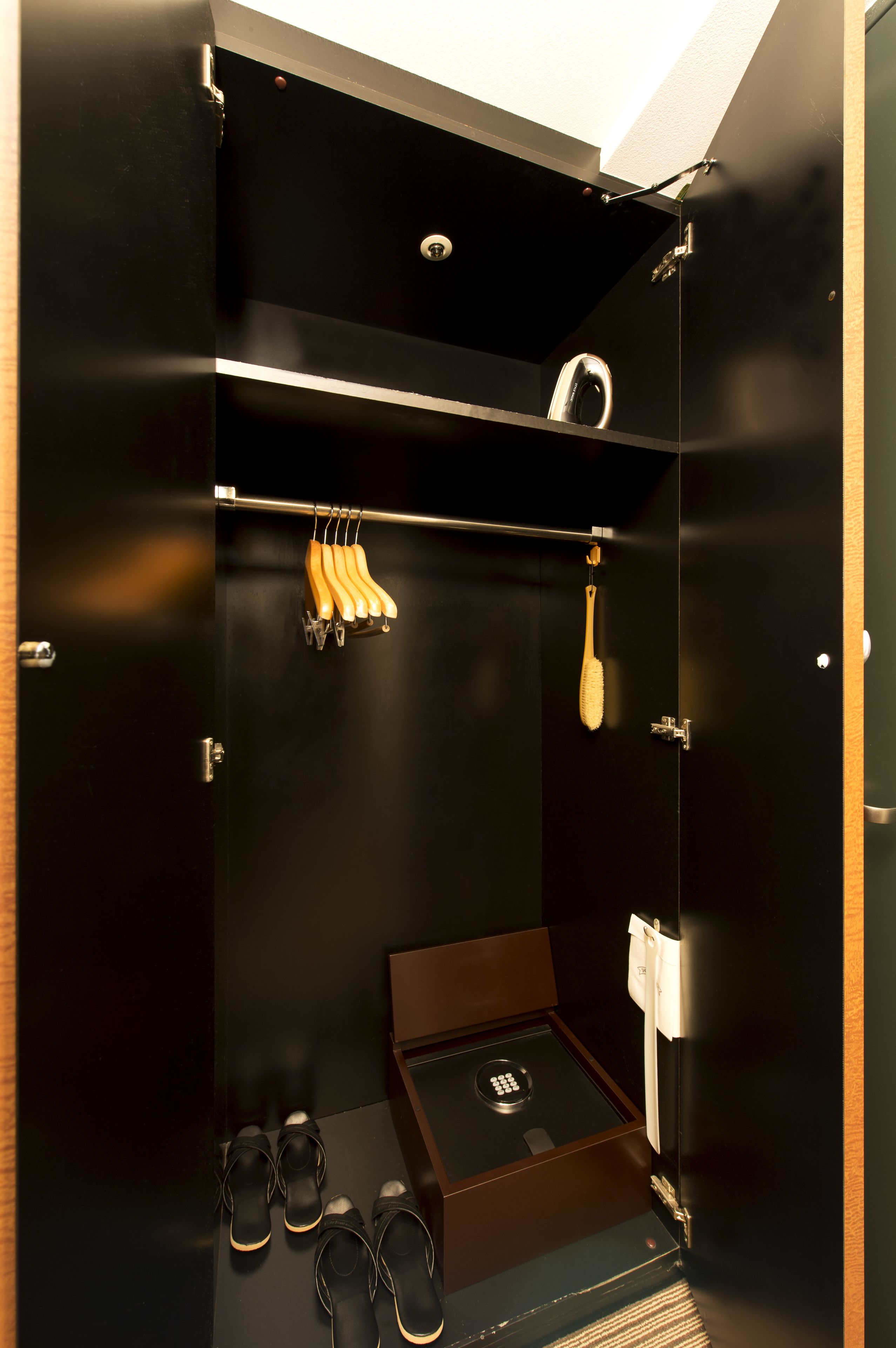 superior twin room, 2 twin beds, non smoking -renewal- | safe