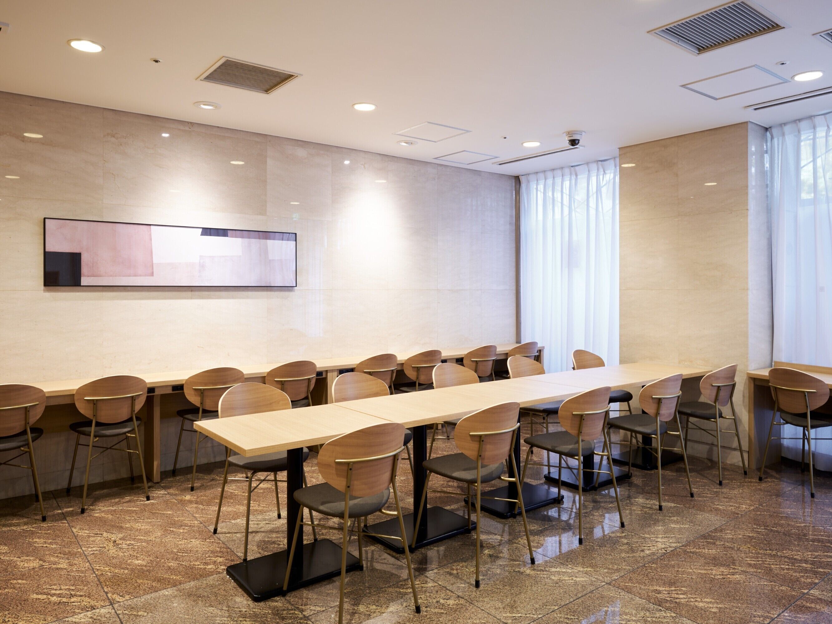 daily buffet breakfast (jpy 1540 per person)