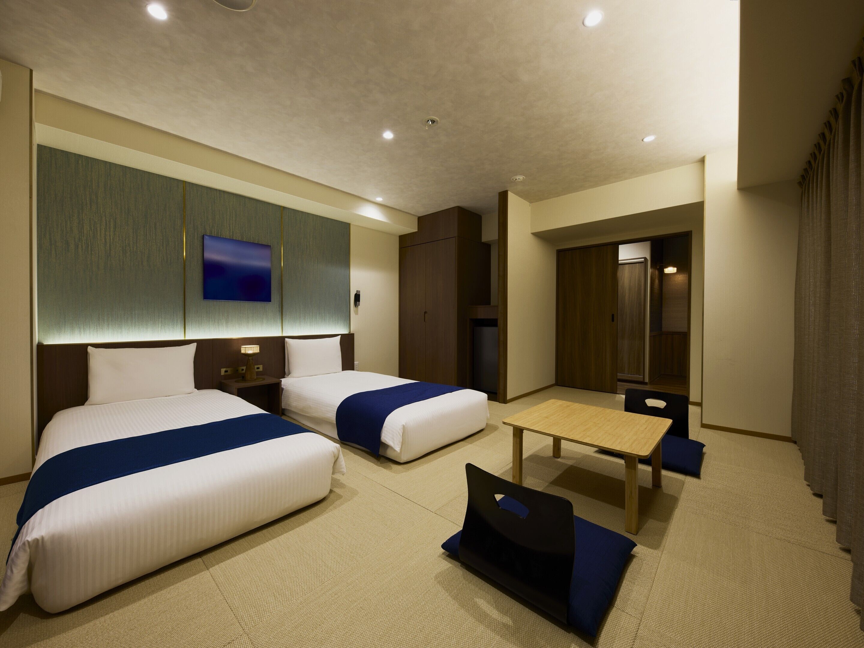 room -ruri- for 1-5 adults, non smoking | 1 bedroom, in-room safe, iron/ironing board, free wifi