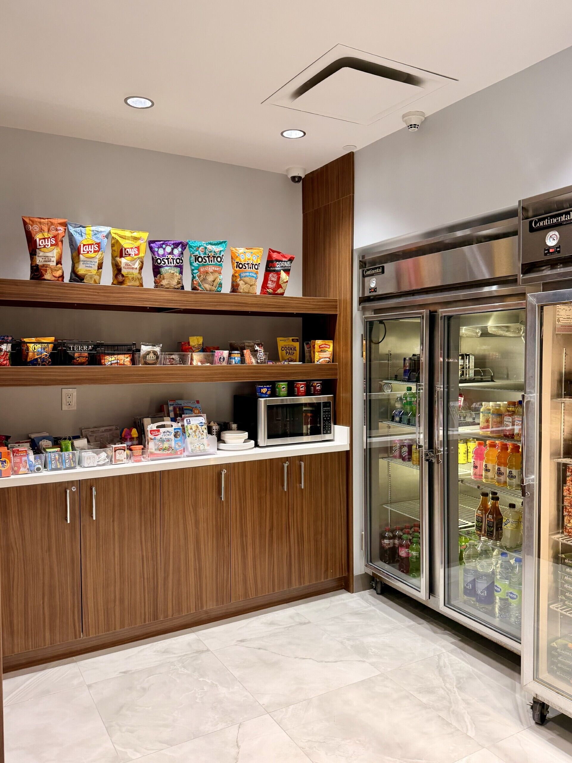 Photo - Holiday Inn Express & Suites Ottawa West - Nepean by IHG