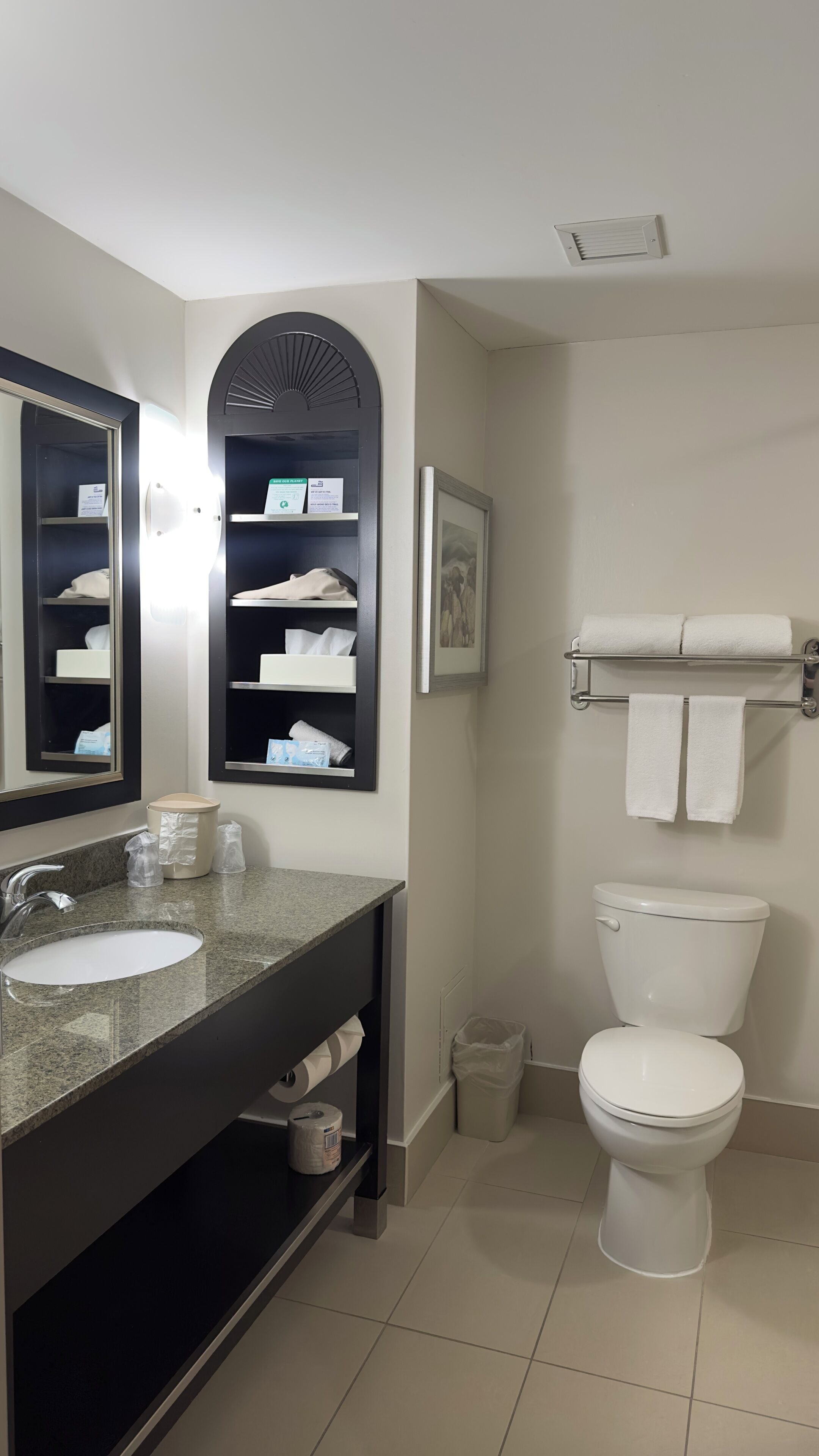 Photo - Holiday Inn Express & Suites Ottawa West - Nepean by IHG