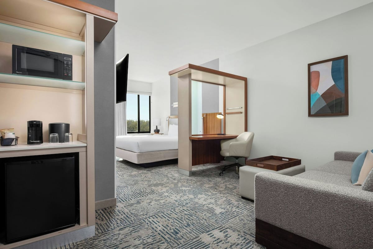 27-inch tv with satellite channels