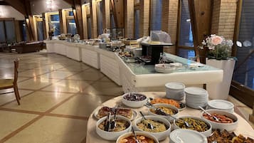 Petit déjeuner buffet compris tous les jours