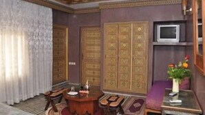 Living area - Riad Alhambra (Harhoura)