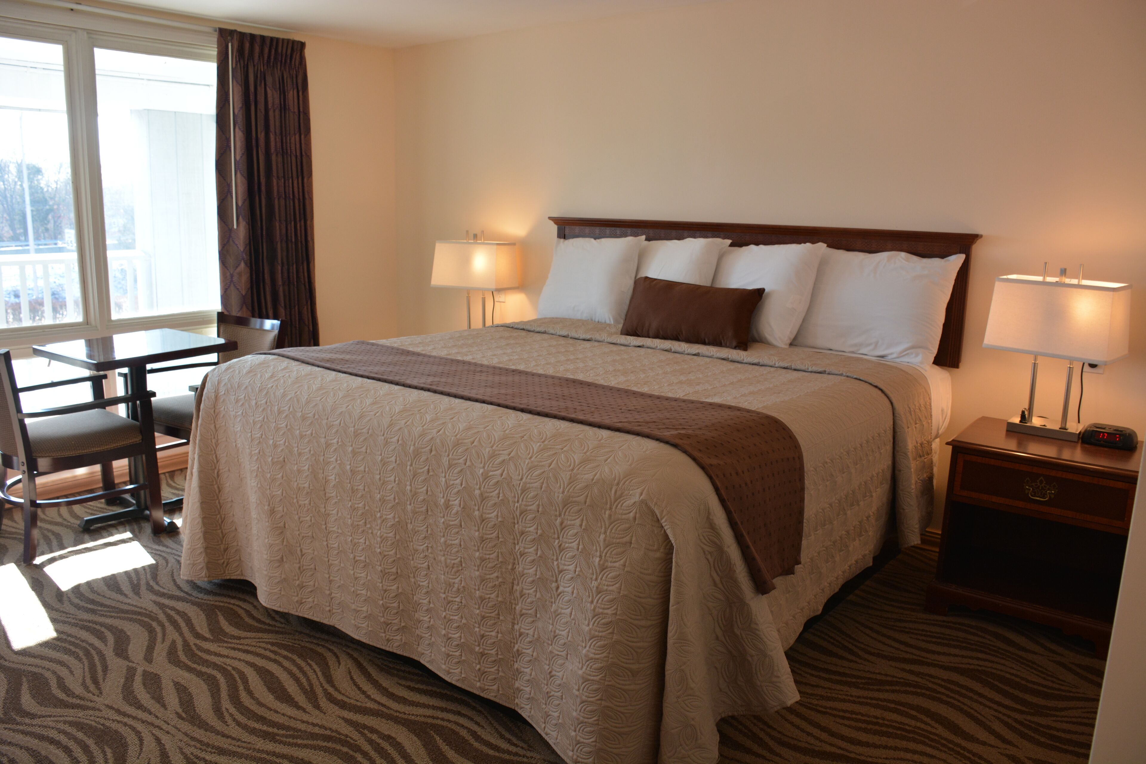 Standaard kamer, toegankelijk voor mindervaliden, niet-roken | Individueel gedecoreerd, individueel gemeubileerd