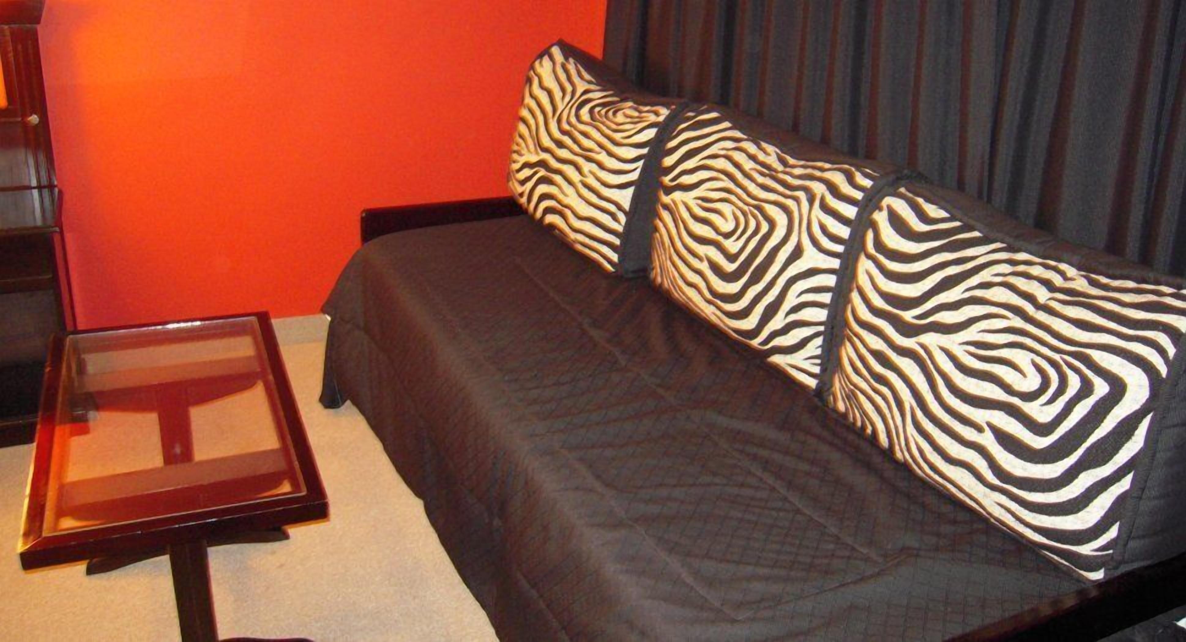 premium double room | living area