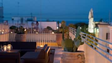 Rooftop terrace