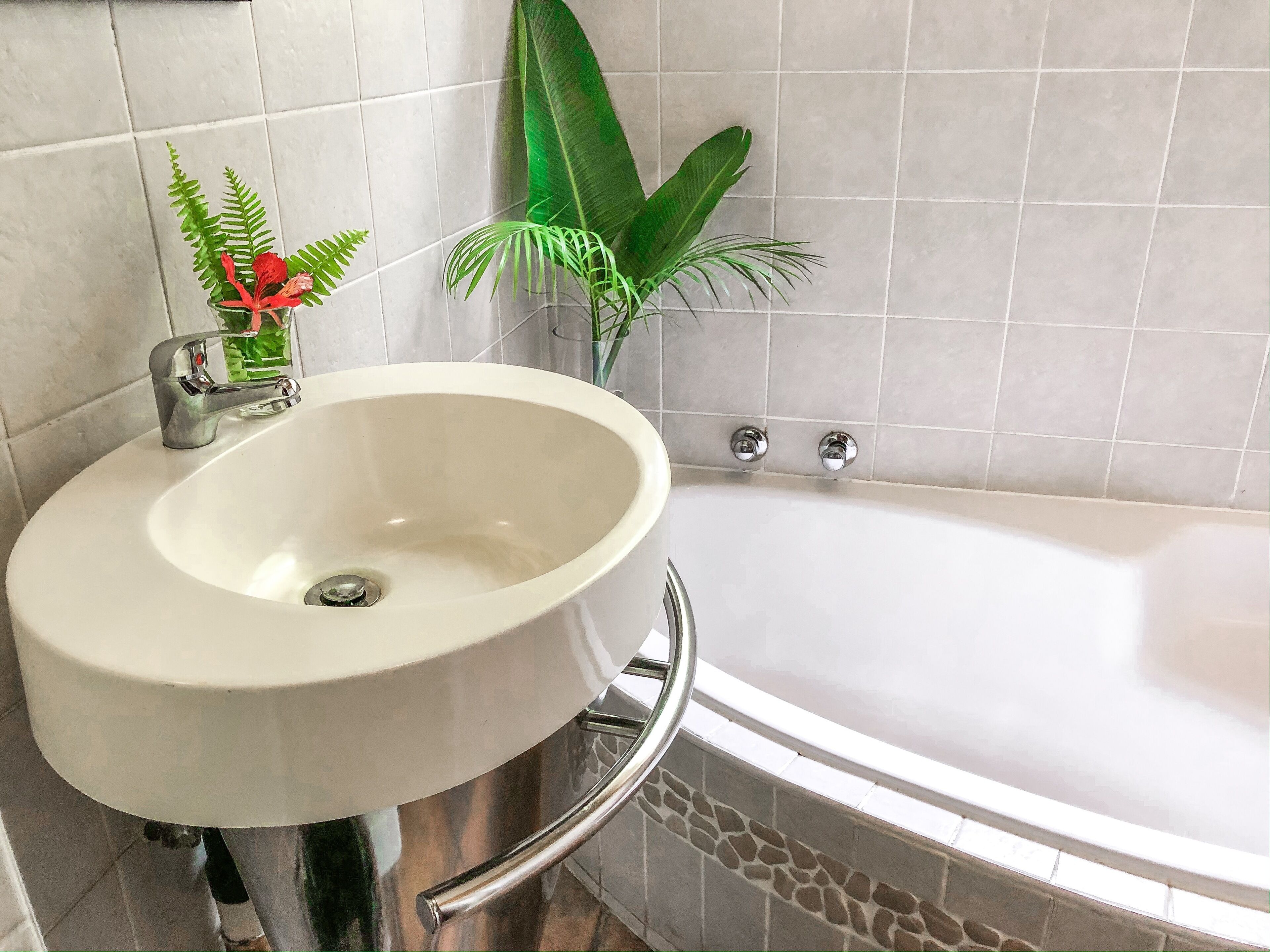 family apartment, 2 bedrooms | bathroom | shower, free toiletries, hair dryer, towels