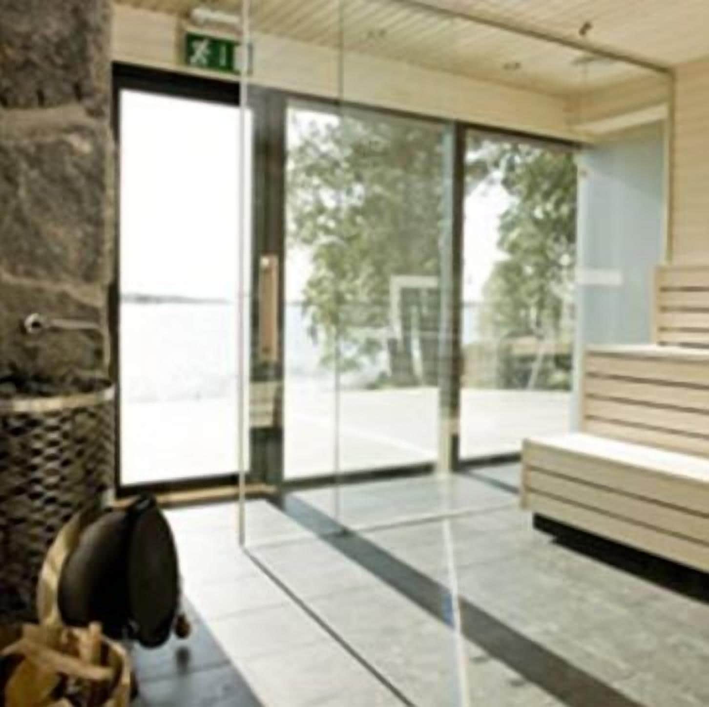 sauna, body treatments, aromatherapy, body wraps, body scrubs, facials