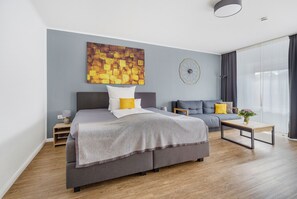 Superior Double Room | Hypo-allergenic bedding, minibar, in-room safe, desk - Hotel Marktterrassen (Hennef)