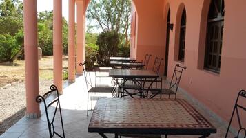 Breakfast, lunch, dinner served; Moroccan cuisine, pool views