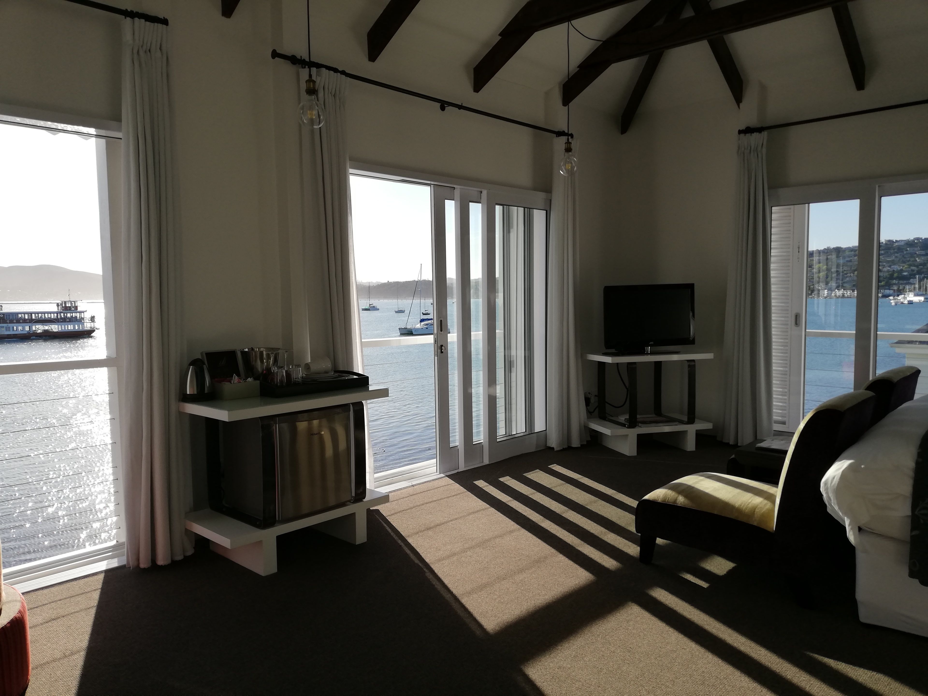 luxury room, 1 king bed, ocean view | 1 bedroom, premium bedding, in-room safe, individually decorated