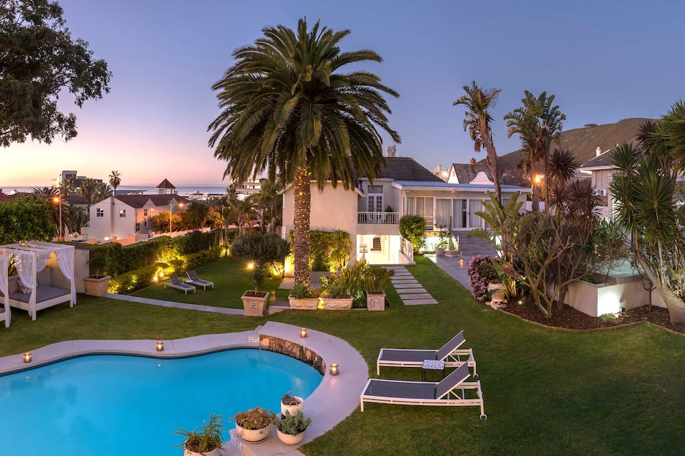 The Clarendon - Fresnaye