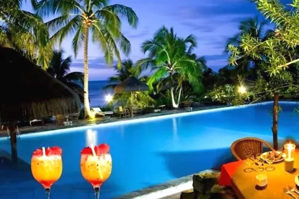 Hotel Marinas Resort