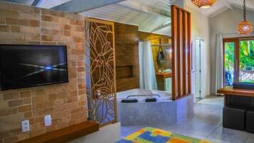 1 quarto, frigobar, cofres nos quartos, cortinas blackout
