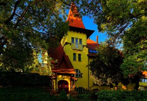 บริเวณภายนอก