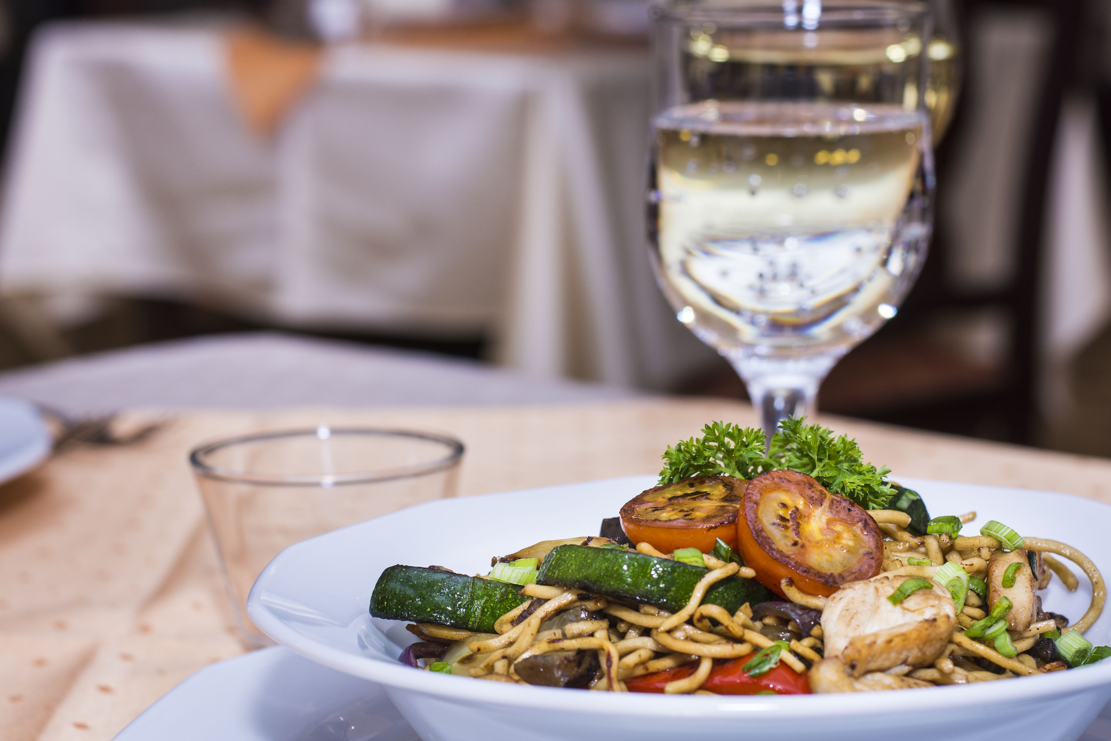 Alimentos y bebidas