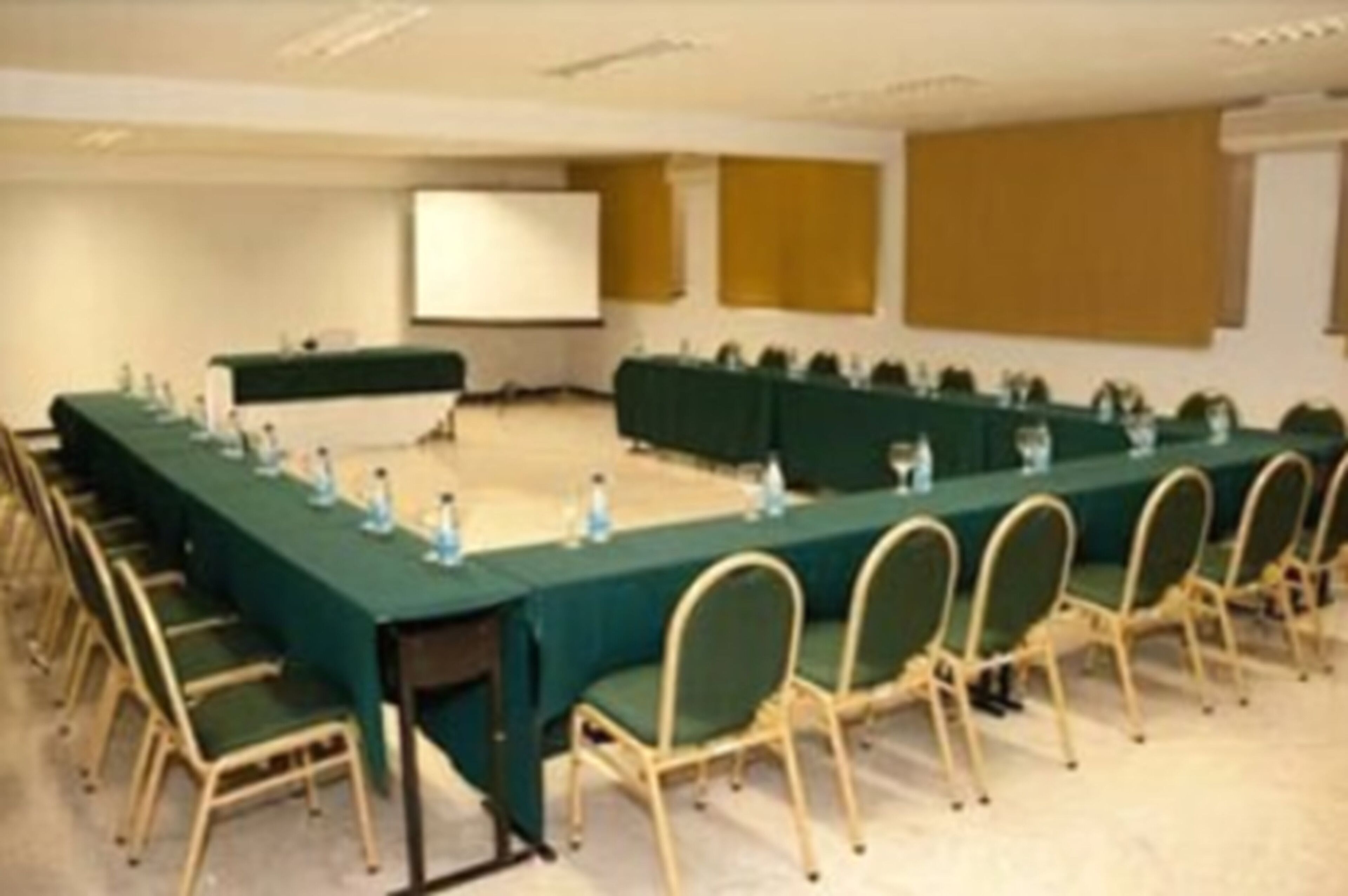 Foto - Planalto Bittar Hotel e Eventos
