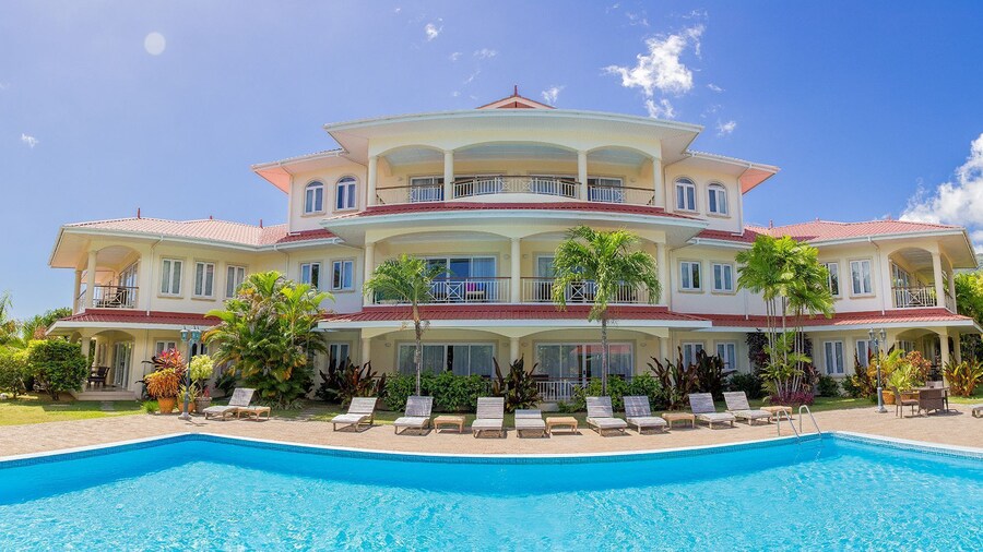 Marie-Laure Suites